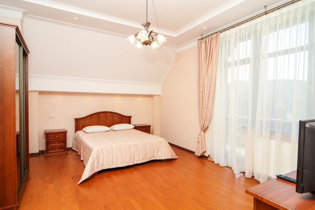 Villa Gnizdo Leleky Skhidnytsia Екстериор снимка
